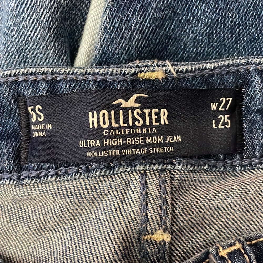 NWOT Hollister High-Rise Patchwork Mom Jeans - Picture 9 of 9